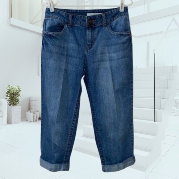 DKNY Cropped Distressed Ankle Jeans | Cuffed Hem | Size 2 - Picture 1 of 9